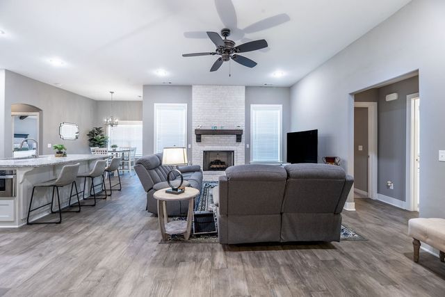 3581 Avon Avenue, Springdale, AR 72764