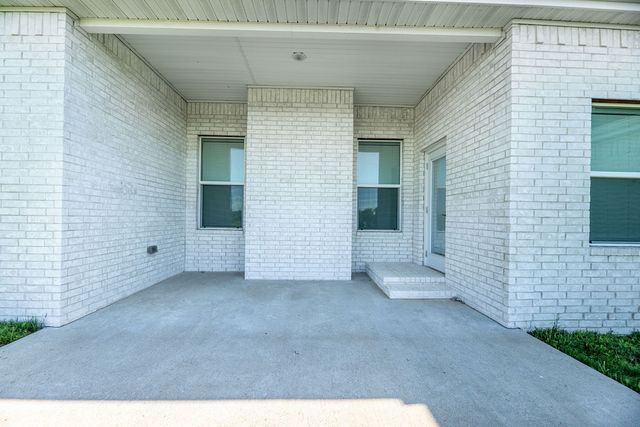 3581 Avon Avenue, Springdale, AR 72764