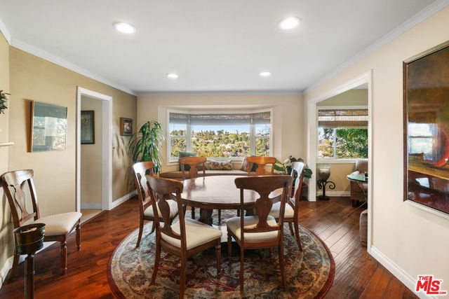 15570 Briarwood Drive, Sherman Oaks, CA 91403