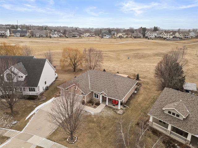 2713 Georgetown Avenue, Norwalk, IA 50211