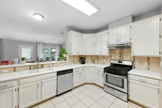 9602 Tea Rose TRL, Austin, TX 78748