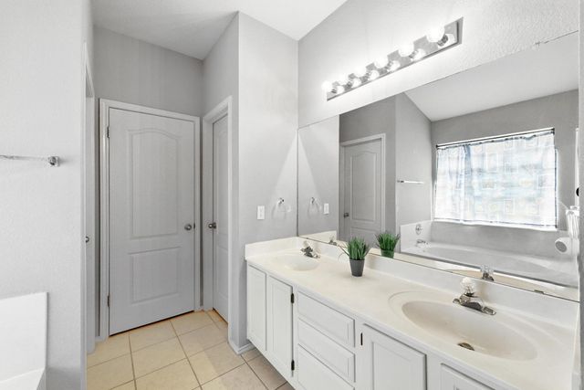 9602 Tea Rose TRL, Austin, TX 78748