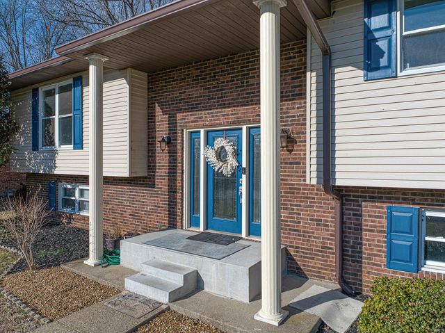 8344 N Birch Drive, Newburgh, IN 47630