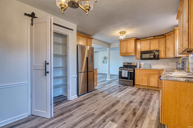 8344 N Birch Drive, Newburgh, IN 47630