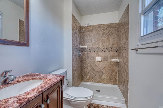 8344 N Birch Drive, Newburgh, IN 47630