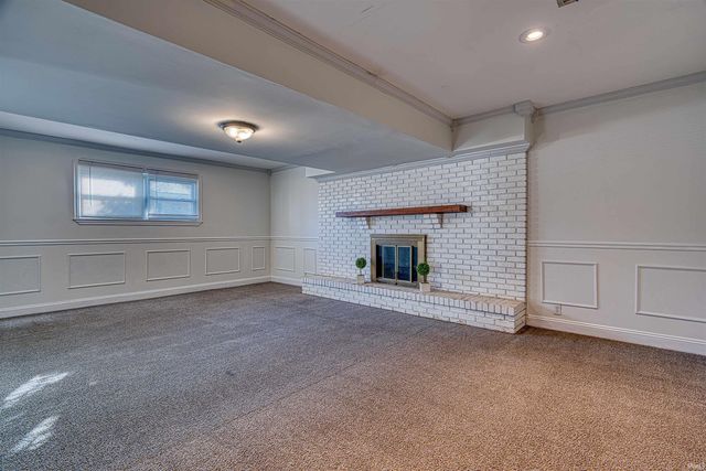 8344 N Birch Drive, Newburgh, IN 47630