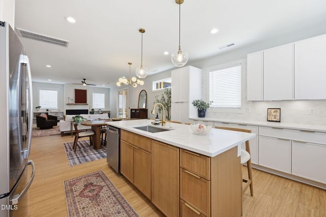 521 Coleman Street, Raleigh, NC 27610