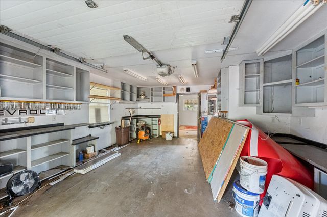 1509 E Apache Trail, Granbury, TX 76048