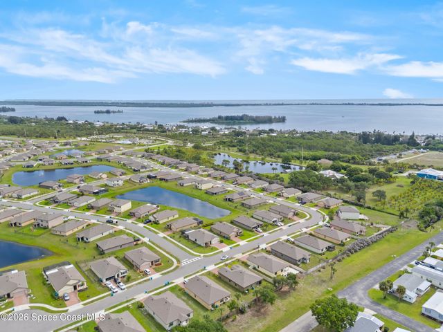 7528 Tourmaline Drive, Grant, FL 32949