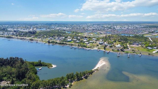 7528 Tourmaline Drive, Grant, FL 32949