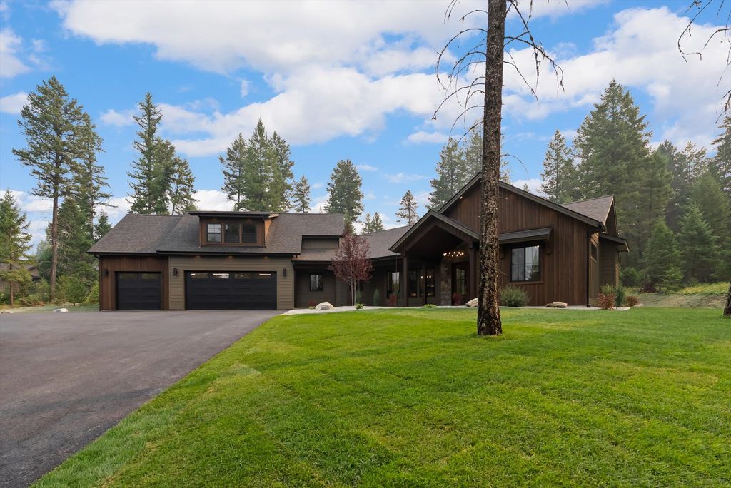 1557 Whitefish Village Drive, Whitefish, MT 59937 photo 3