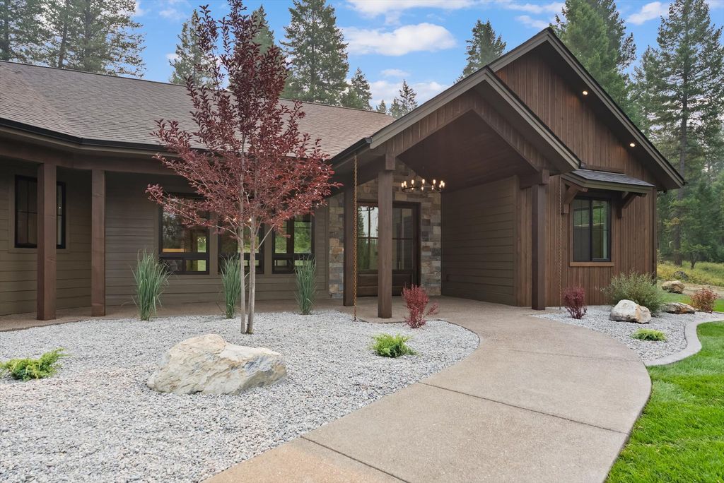 1557 Whitefish Village Drive, Whitefish, MT 59937 photo 4