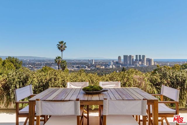 1535 Carla, Beverly Hills, CA 90210