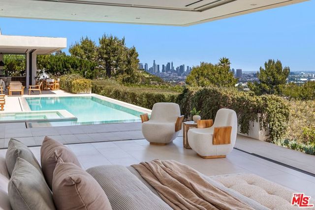 1535 Carla, Beverly Hills, CA 90210