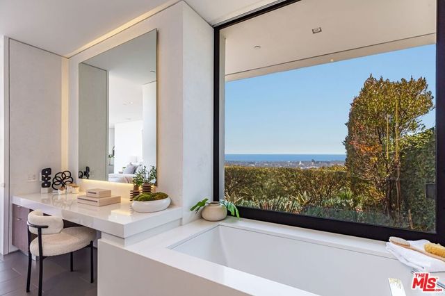 1535 Carla, Beverly Hills, CA 90210