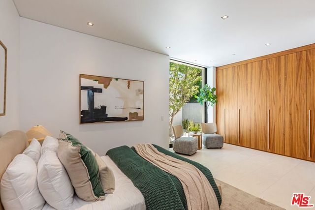 1535 Carla, Beverly Hills, CA 90210