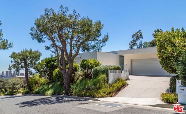 1535 Carla, Beverly Hills, CA 90210