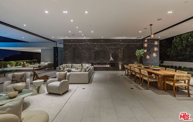 1535 Carla, Beverly Hills, CA 90210