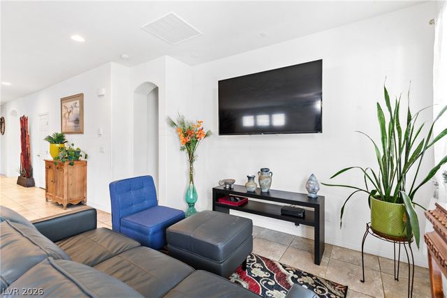 5724 Swan Bridge Street, North Las Vegas, NV 89081
