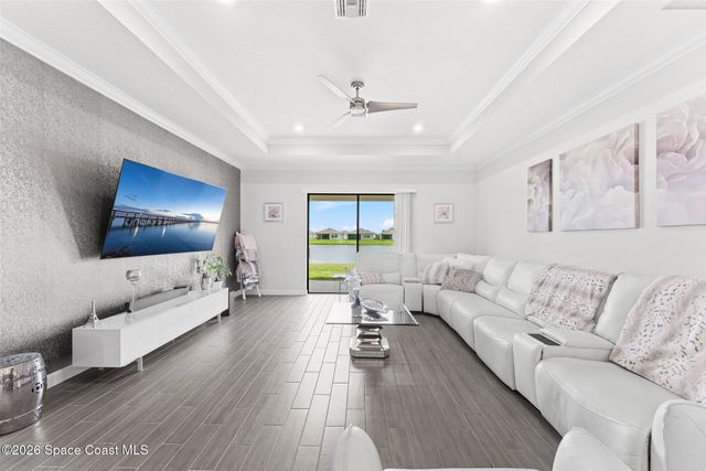 1363 Great Belt Circle, Melbourne, FL 32940