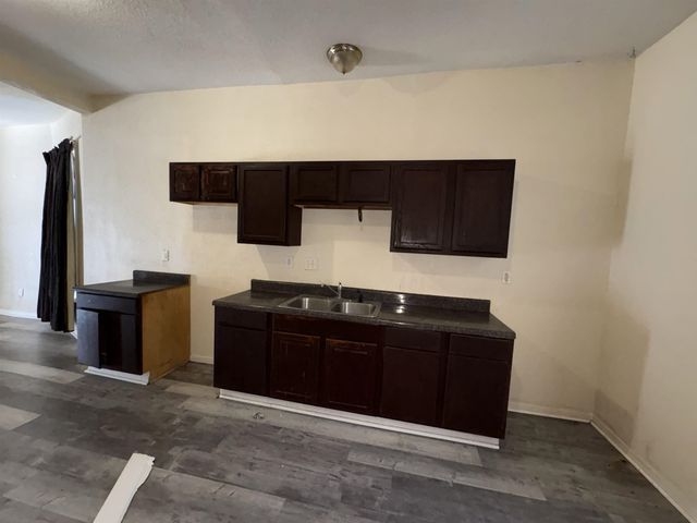 984 CHELSEA AVE, Memphis, TN 38107