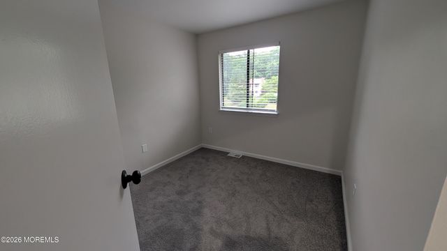 13 Wren Way, Howell, NJ 07731