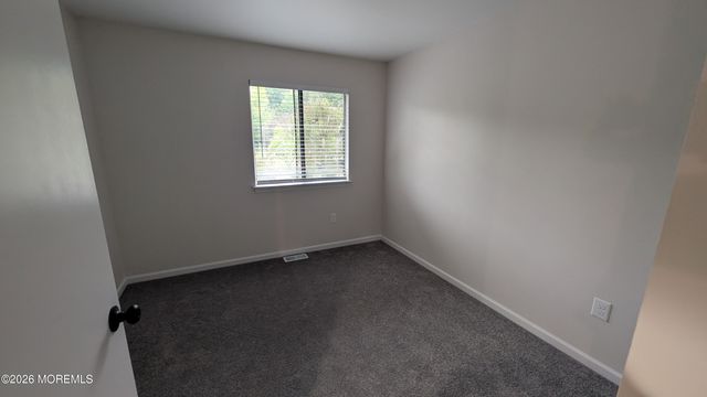 13 Wren Way, Howell, NJ 07731