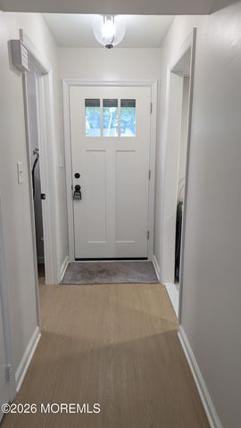 13 Wren Way, Howell, NJ 07731