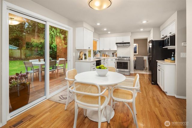 2633 234th Avenue NE, Sammamish, WA 98074