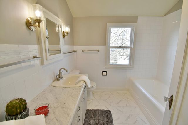 716 Maple Street, Alexandria, MN 56308