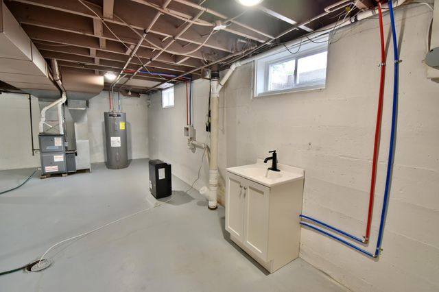 716 Maple Street, Alexandria, MN 56308