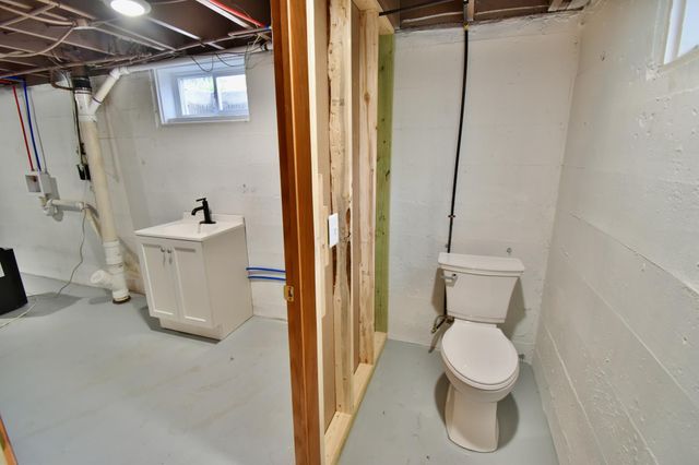 716 Maple Street, Alexandria, MN 56308