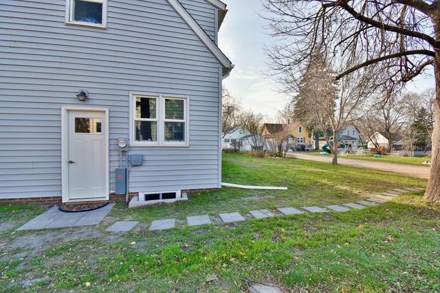 716 Maple Street, Alexandria, MN 56308