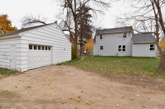 716 Maple Street, Alexandria, MN 56308