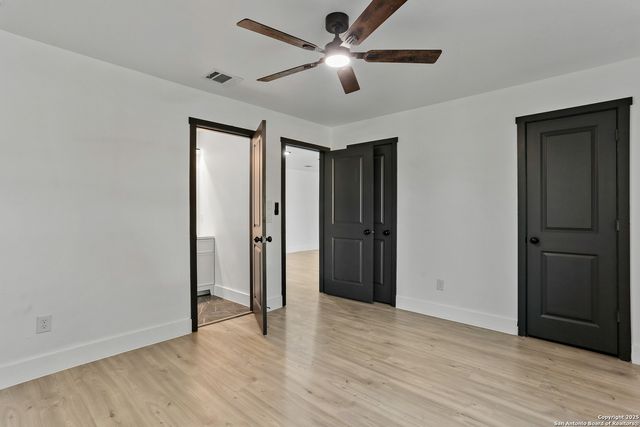 134 Elmo, San Antonio, TX 78225