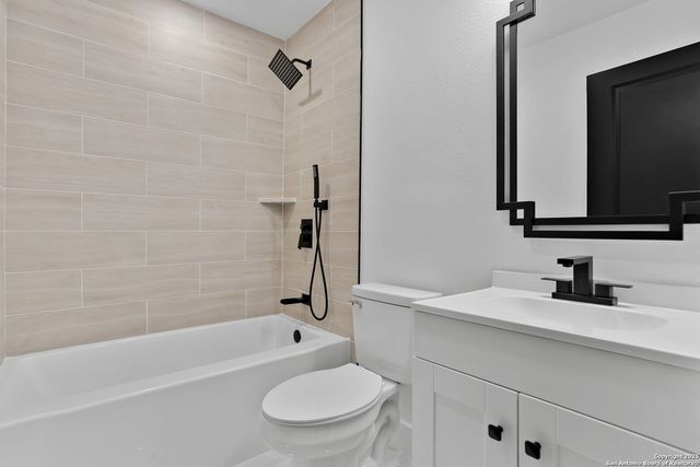 134 Elmo, San Antonio, TX 78225