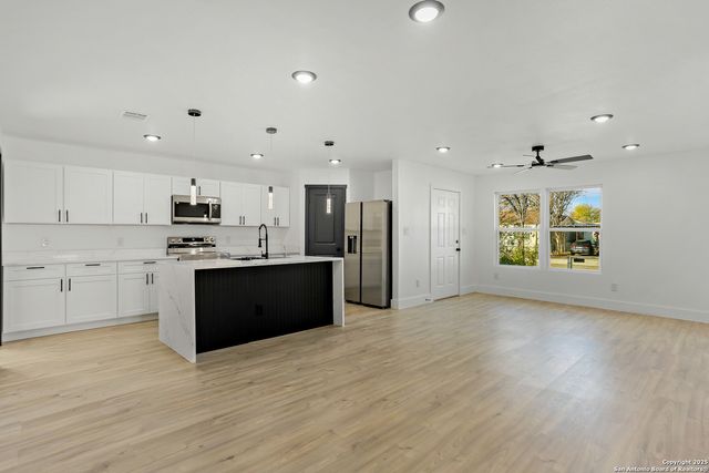 134 Elmo, San Antonio, TX 78225