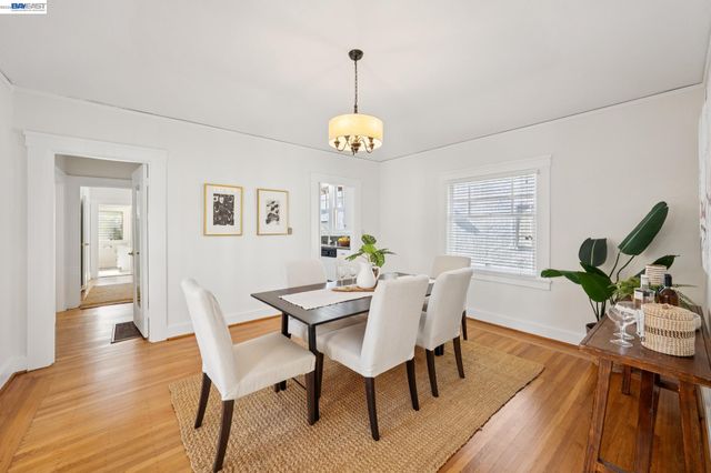 3244 Fernside Blvd, Alameda, CA 94501