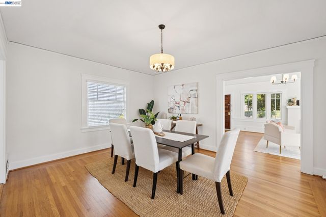 3244 Fernside Blvd, Alameda, CA 94501