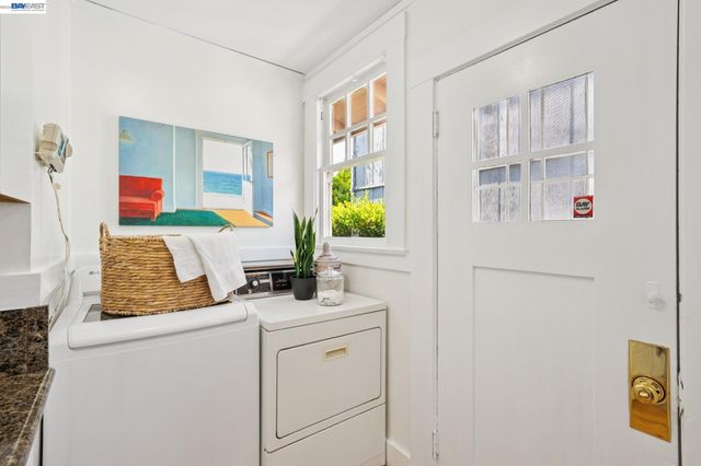 3244 Fernside Blvd, Alameda, CA 94501