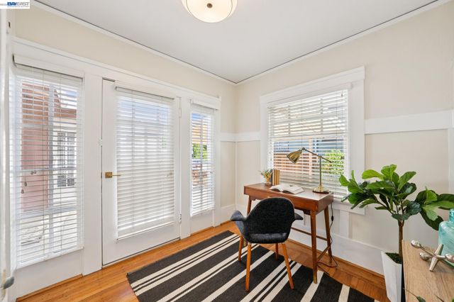 3244 Fernside Blvd, Alameda, CA 94501