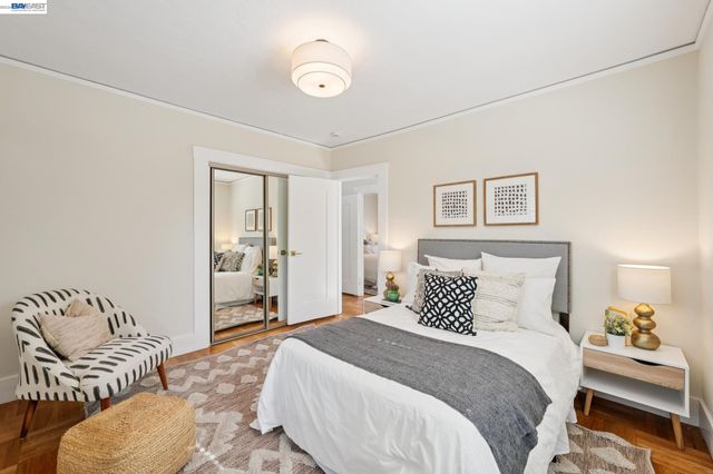 3244 Fernside Blvd, Alameda, CA 94501