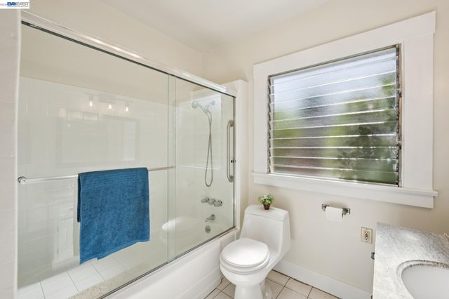 3244 Fernside Blvd, Alameda, CA 94501