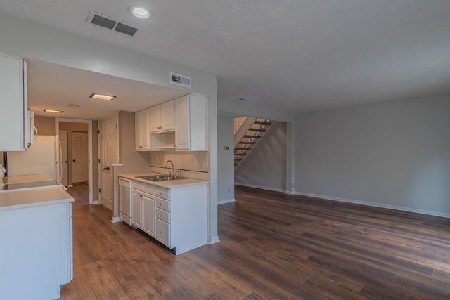 2619 Bryan Station Lane, Crestview Hills, KY 41017