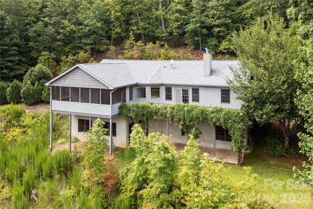 131 N Forge Crest Drive, Mills River, NC 28759