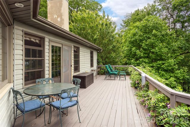 131 N Forge Crest Drive, Mills River, NC 28759
