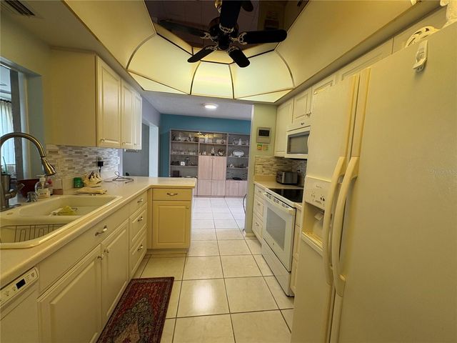 1612 S ELMWOOD DRIVE, Bradenton, FL 34208
