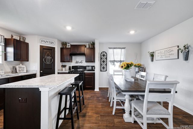 8218 BLUE CANAL, San Antonio, TX 78244