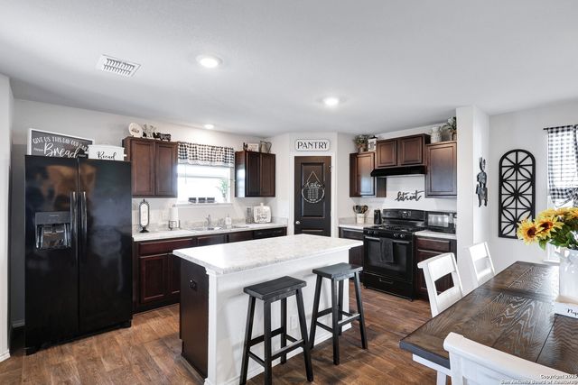 8218 BLUE CANAL, San Antonio, TX 78244