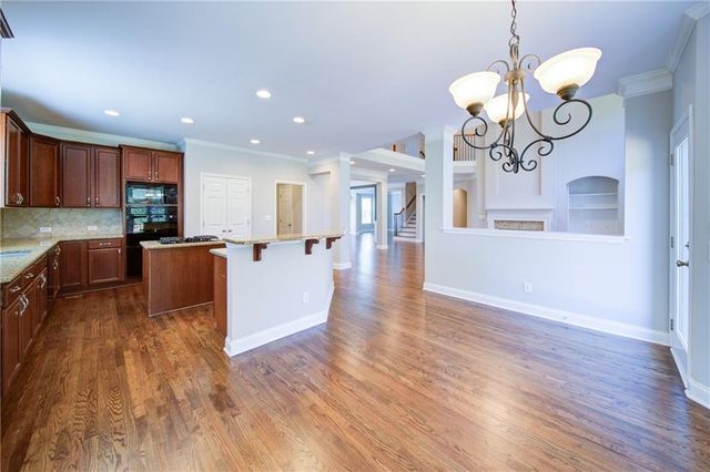 5660 Cascade Trail, Cumming, GA 30040